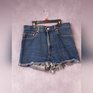 Levis cut off shorts size 34